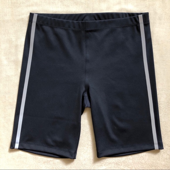 Theory + Biker shorts - Picture 1 of 5